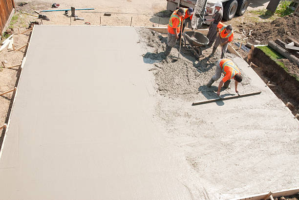 Best Concrete Sealing and Maintenance in Parlier, CA